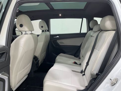 Used 2021 Volkswagen Tiguan SE R-Line image 29