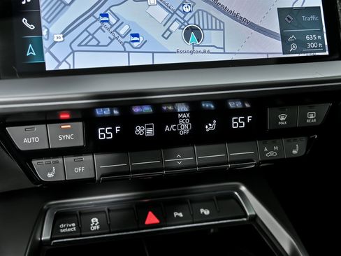 Used 2022 Audi RS 3 image 36