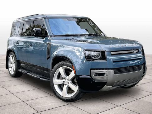 Used 2022 Land Rover Defender 110 X-Dynamic SE image 2