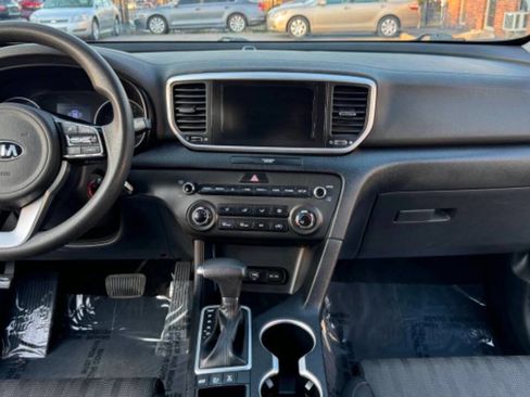 Used 2021 Kia Sportage LX AWD/4WD image 21