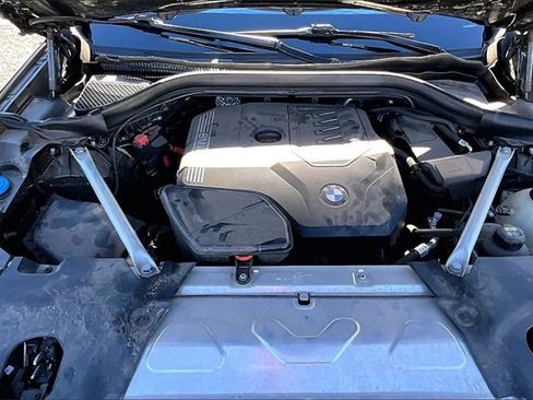 Used 2022 BMW X3 xDrive30i w/ M Sport Package image 9