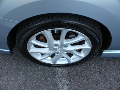 Used 2012 MAZDA MAZDA5 Grand Touring FWD image 20