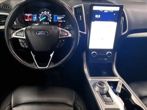 Used 2023 Ford Edge SEL image 17