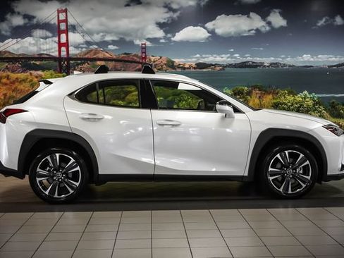 Certified 2025 Lexus UX 300h FWD image 5