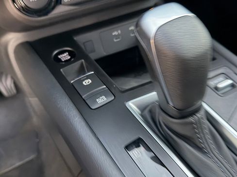 New 2026 Nissan Kicks SV image 15