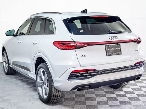 New 2025 Audi Q5 Premium Plus image 2