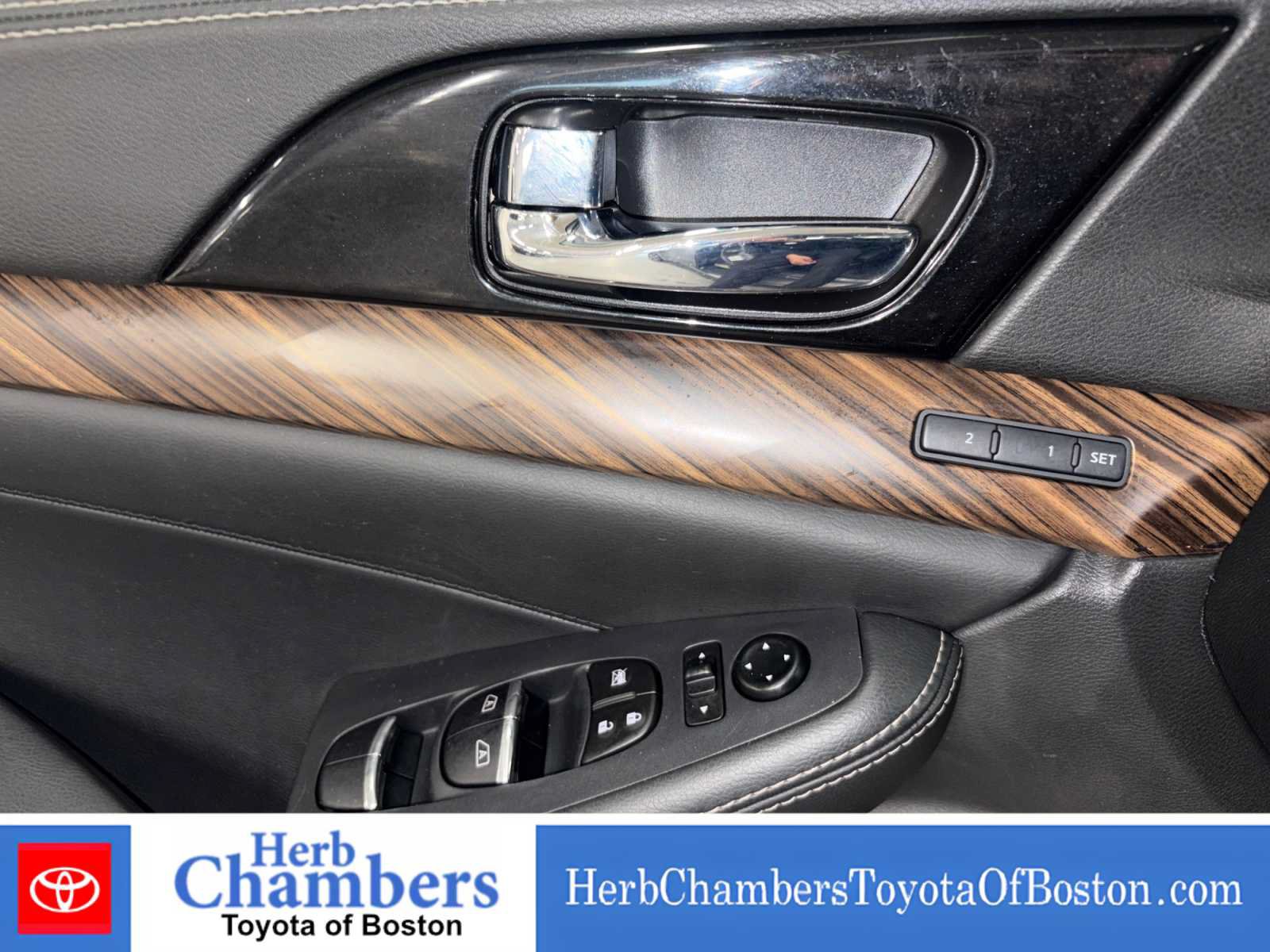 Used 2016 Nissan Maxima Platinum FWD image 15