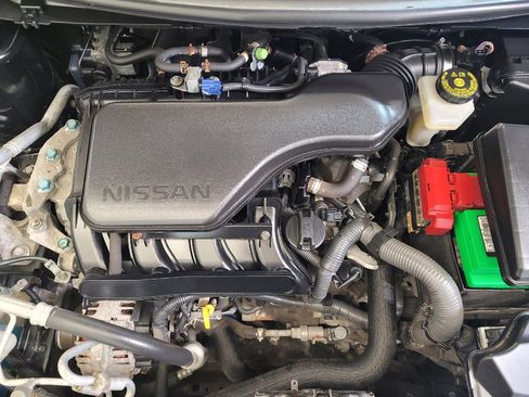 Used 2018 Nissan Rogue Sport SV image 30