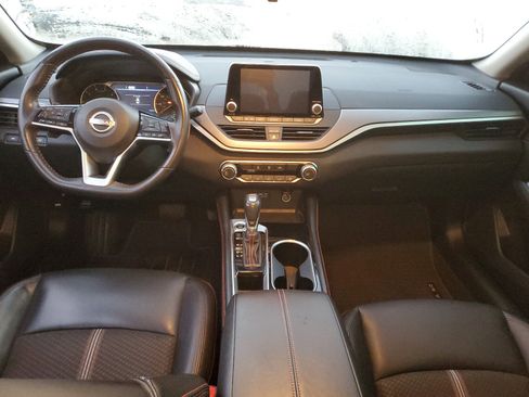 Used 2023 Nissan Altima 2.5 SR image 12