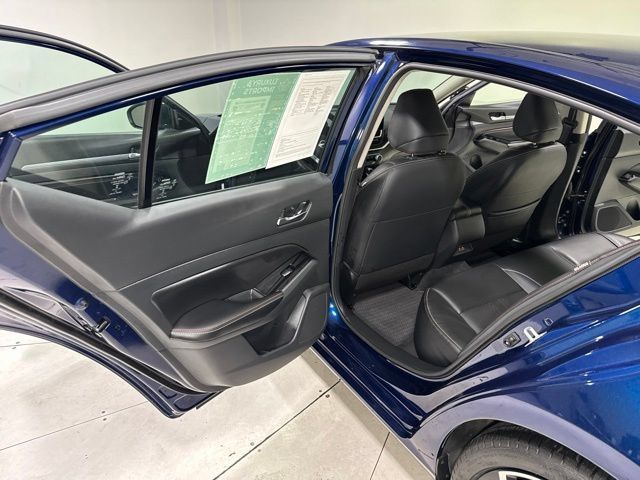Used 2023 Nissan Altima 2.5 SR w/ SR Premium Package FWD image 23