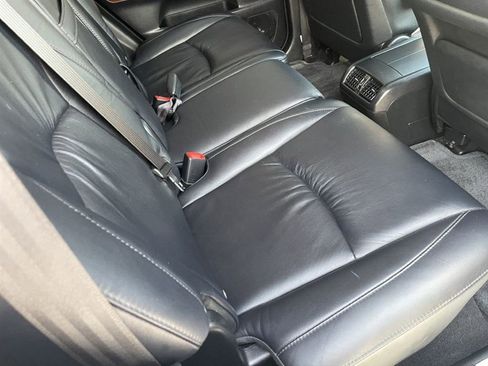 Used 2005 Lexus RX 330 BASE image 19