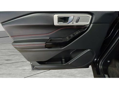 Used 2022 Ford Explorer ST-Line w/ Class IV Trailer Tow Package image 9