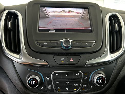 Used 2024 Chevrolet Equinox LT FWD image 15