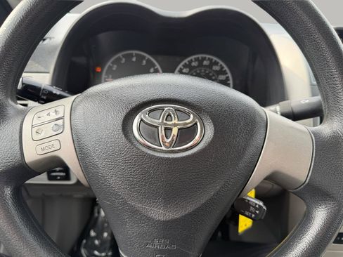 Used 2013 Toyota Corolla LE image 31