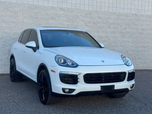 Used 2016 Porsche Cayenne Diesel AWD/4WD image 3