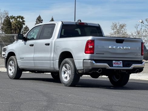 New 2026 RAM 1500 4x4 Crew Cab image 5