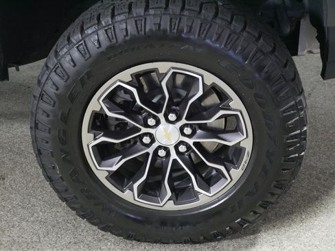 Used 2021 Chevrolet Colorado ZR2 image 15