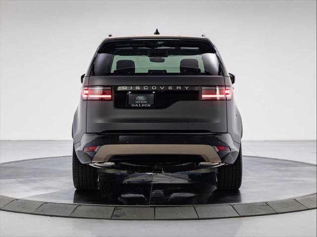 New 2026 Land Rover Discovery Limited Edition AWD/4WD image 4