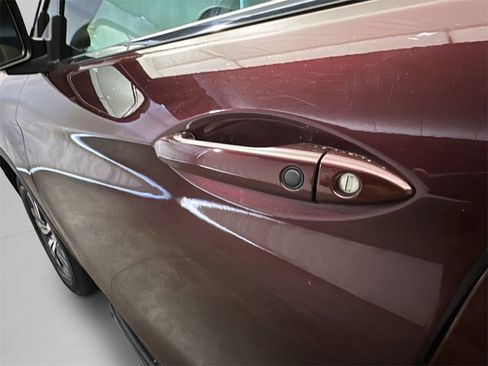 Used 2016 Honda Pilot EX-L image 5