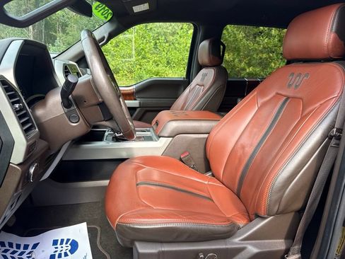Used 2019 Ford F150 King Ranch w/ Equipment Group 601A Luxury AWD/4WD image 13