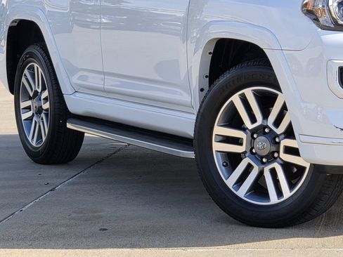Used 2023 Toyota 4Runner TRD Sport AWD/4WD image 12