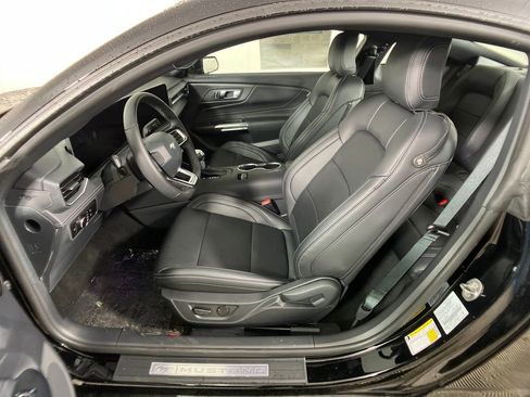 New 2025 Ford Mustang Premium image 25