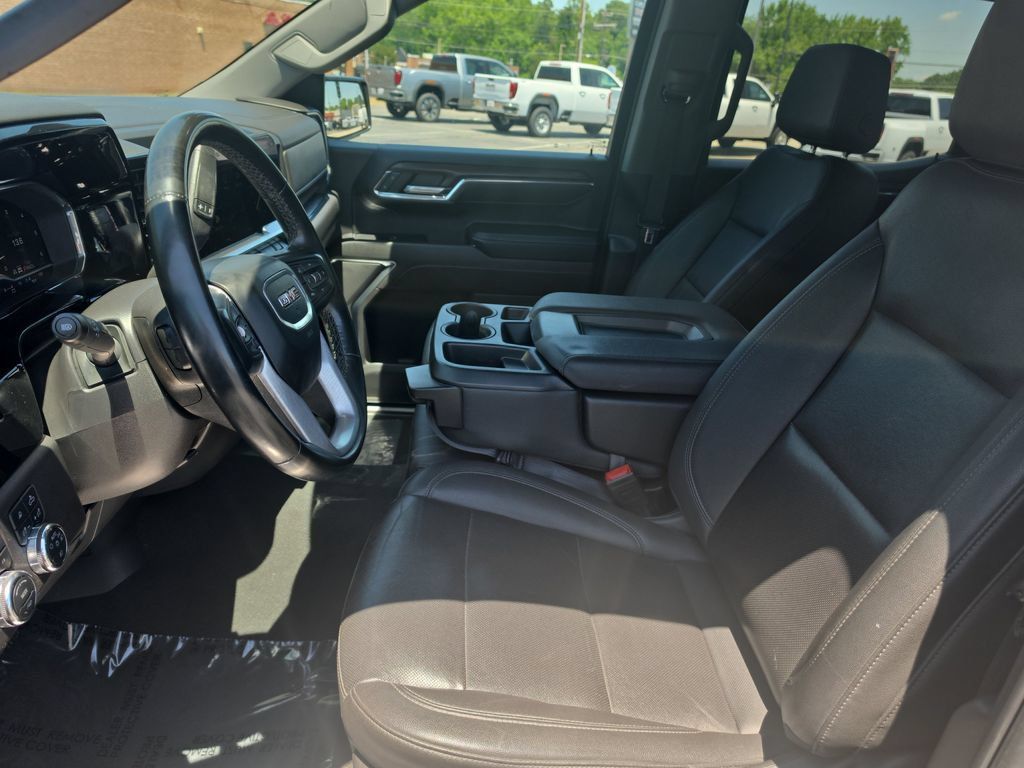 Used 2024 GMC Sierra 1500 SLT AWD/4WD image 16