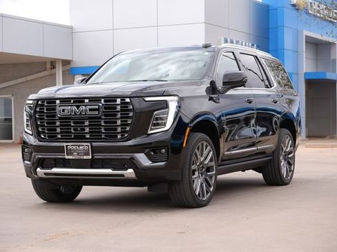 Used 2025 GMC Yukon Denali Ultimate w/ LPO, Floor Liner Package AWD/4WD image 8