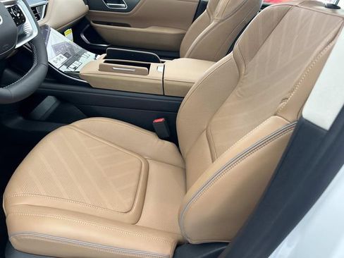 New 2026 INFINITI QX80 Luxe w/ Cargo Package AWD/4WD image 14