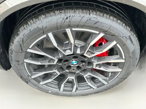 New 2026 BMW X5 xDrive50e w/ Executive Package image 26