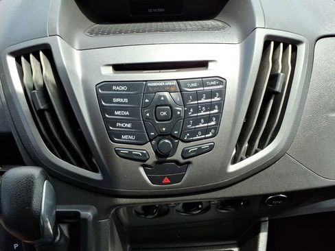 Used 2019 Ford Transit 250 148 Low Roof RWD image 21