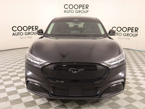 Used 2023 Ford Mustang Mach-E Select image 9