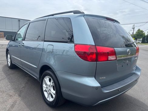 Used 2004 Toyota Sienna XLE AWD/4WD image 3