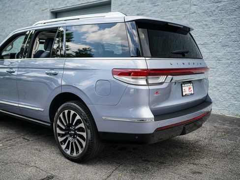 Used 2024 Lincoln Navigator Black Label image 12