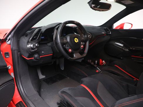 Certified 2019 Ferrari 488 Pista Coupe RWD image 15