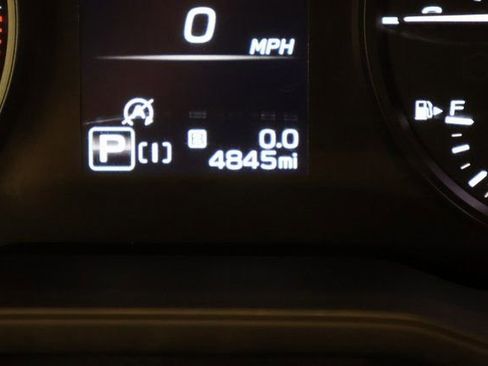 Certified 2025 Subaru Forester image 15