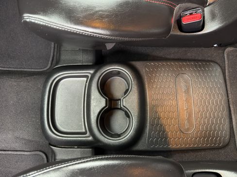 Used 2024 Dodge Durango GT image 36