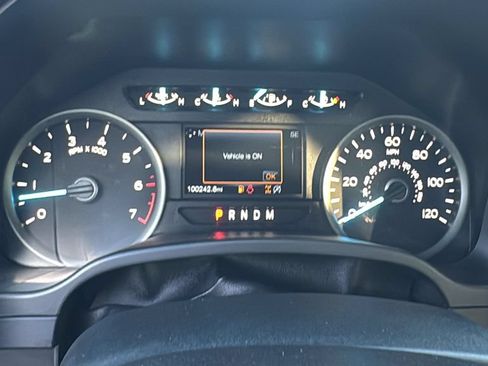 Used 2019 Ford F150 XLT w/ Equipment Group 302A Luxury AWD/4WD image 18