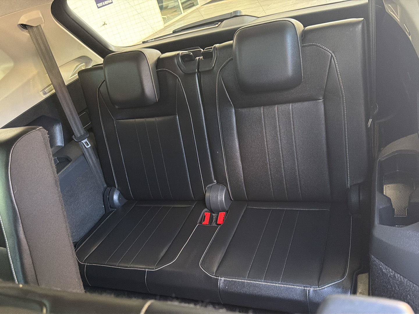 Certified 2023 Volkswagen Tiguan SE FWD image 19