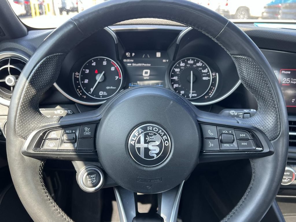 Used 2023 Alfa Romeo Giulia Ti w/ Active Assist Plus Package RWD image 17