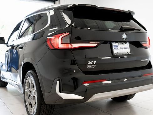 Used 2024 BMW X1 xDrive28i w/ Technology Package image 11