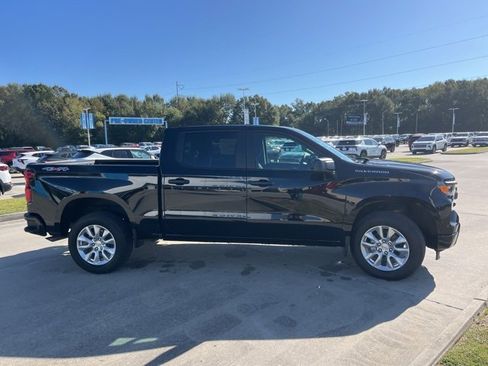 New 2026 Chevrolet Silverado 1500 Custom image 13