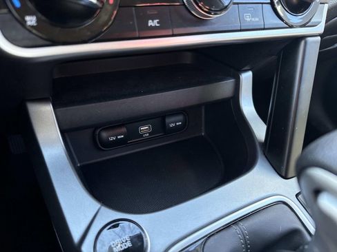 Used 2023 Kia Seltos LX image 25