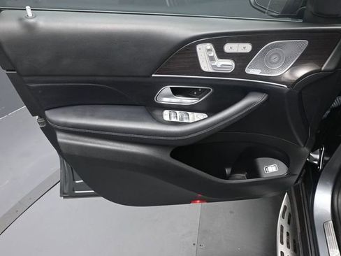 Used 2020 Mercedes-Benz GLE 350 w/ Premium Package image 11