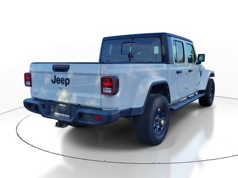 Used 2022 Jeep Gladiator Sport AWD/4WD image 8