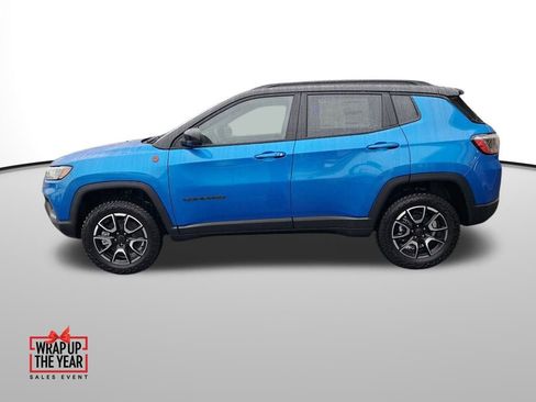 New 2026 Jeep Compass Trailhawk image 2