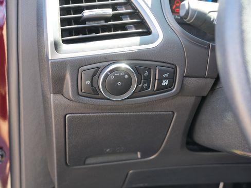 Used 2024 Ford Edge SEL w/ Convenience Package image 18