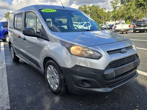 Used 2017 Ford Transit Connect XL image 9