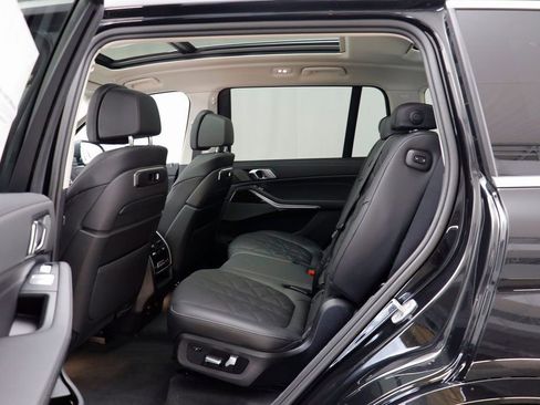 New 2026 BMW X7 xDrive40i w/ Premium Package AWD/4WD image 14