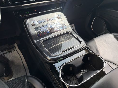 Used 2023 Lincoln Nautilus Reserve FWD image 25